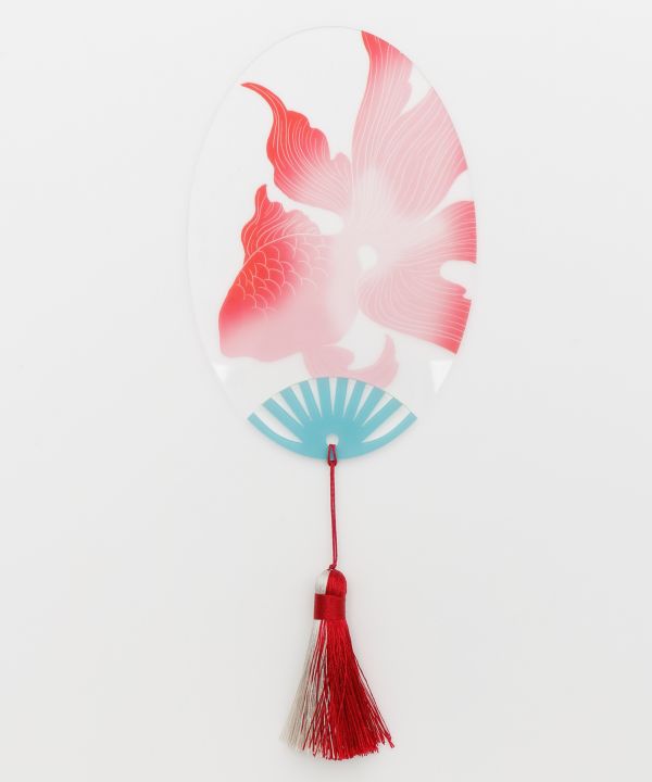 夏の透明うちわ